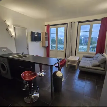 شقة Aux Portes De Paris 3 Pieces Avec Vue Degagee *